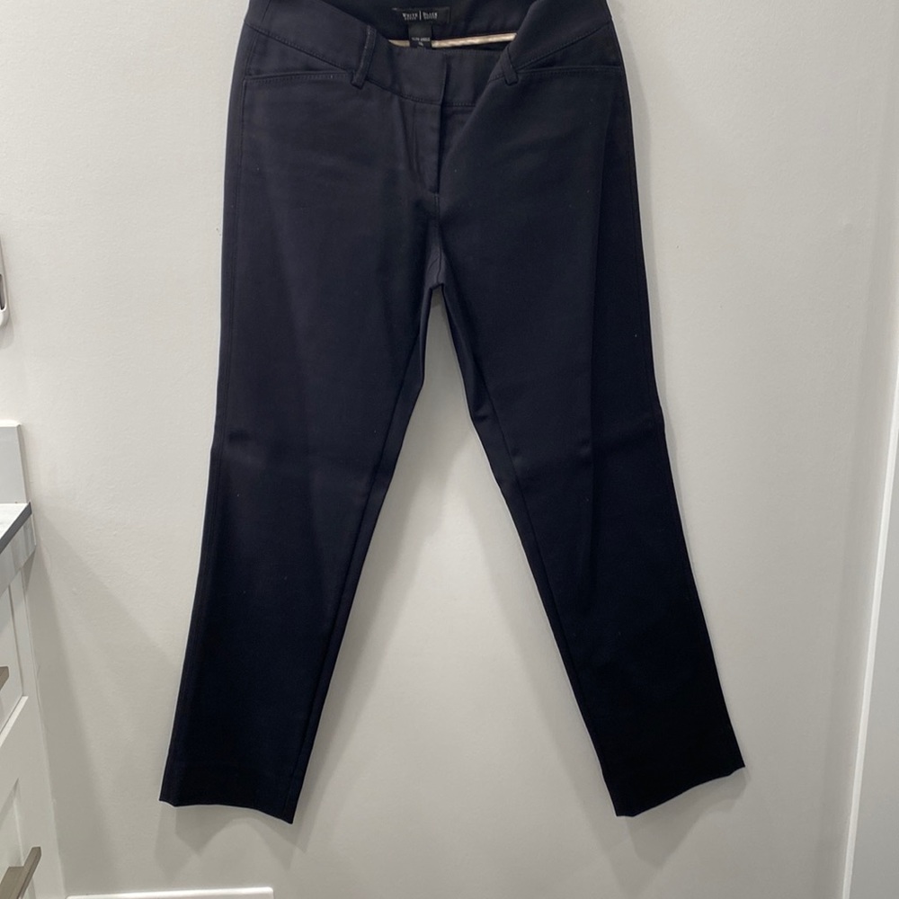 Black slim ankle pants from White House black Market size 0L